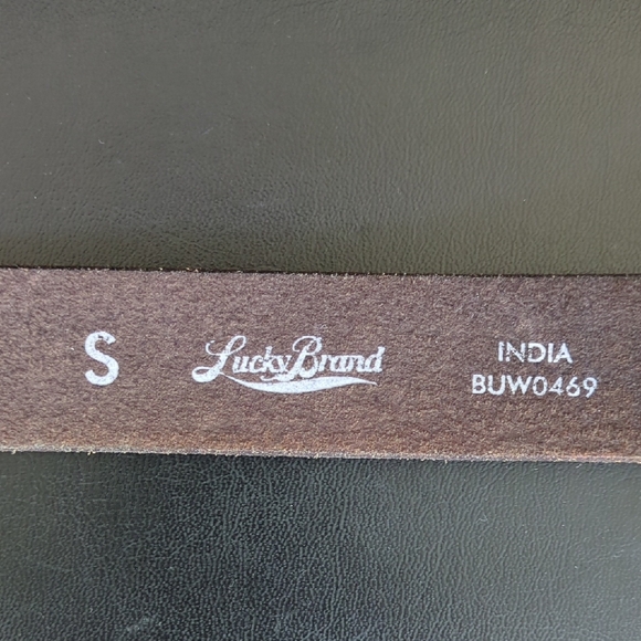 Lucky Brand Black Leather Belt Modern Design, Small - Picture 3 of 5